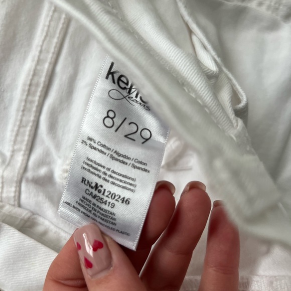 White jeans! - Picture 3 of 3